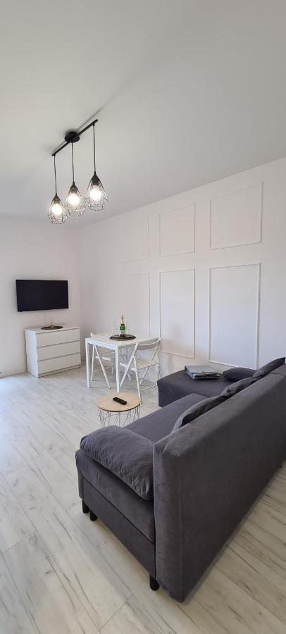 44 - Apartamenty Siedlce - Nowy Apartament W Centrum Przy Ul Czerwonego Krzyza Extérieur photo